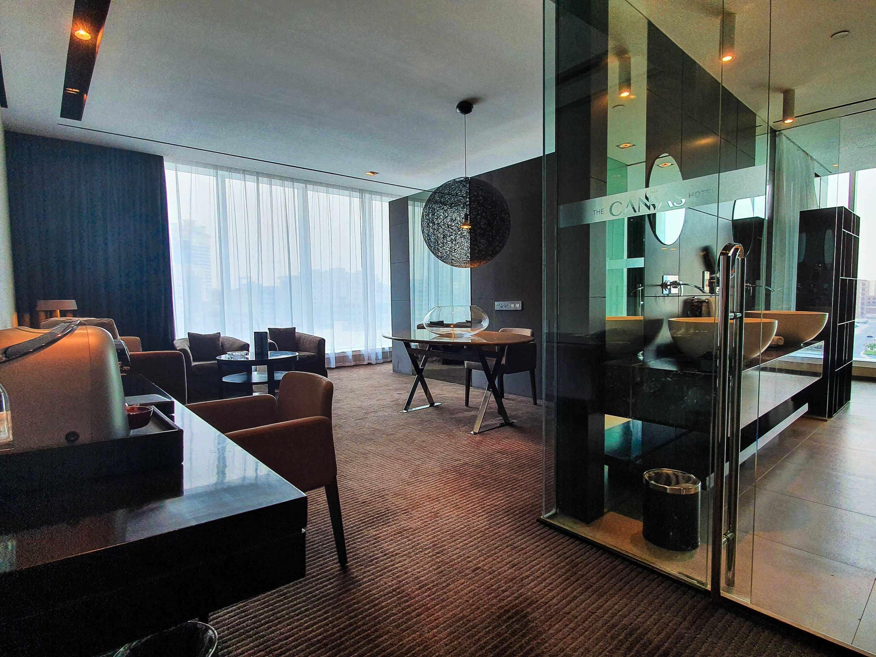 The Canvas Dubai - Mgallery Hotel Collection Exterior foto The lounge at the airport
